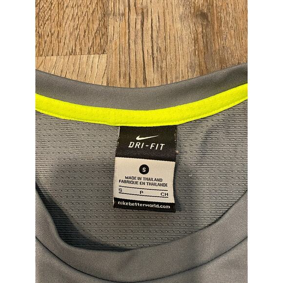 Nike Men’s Crossover Long Sleeve Shirt Size Small - Picture 3 of 11